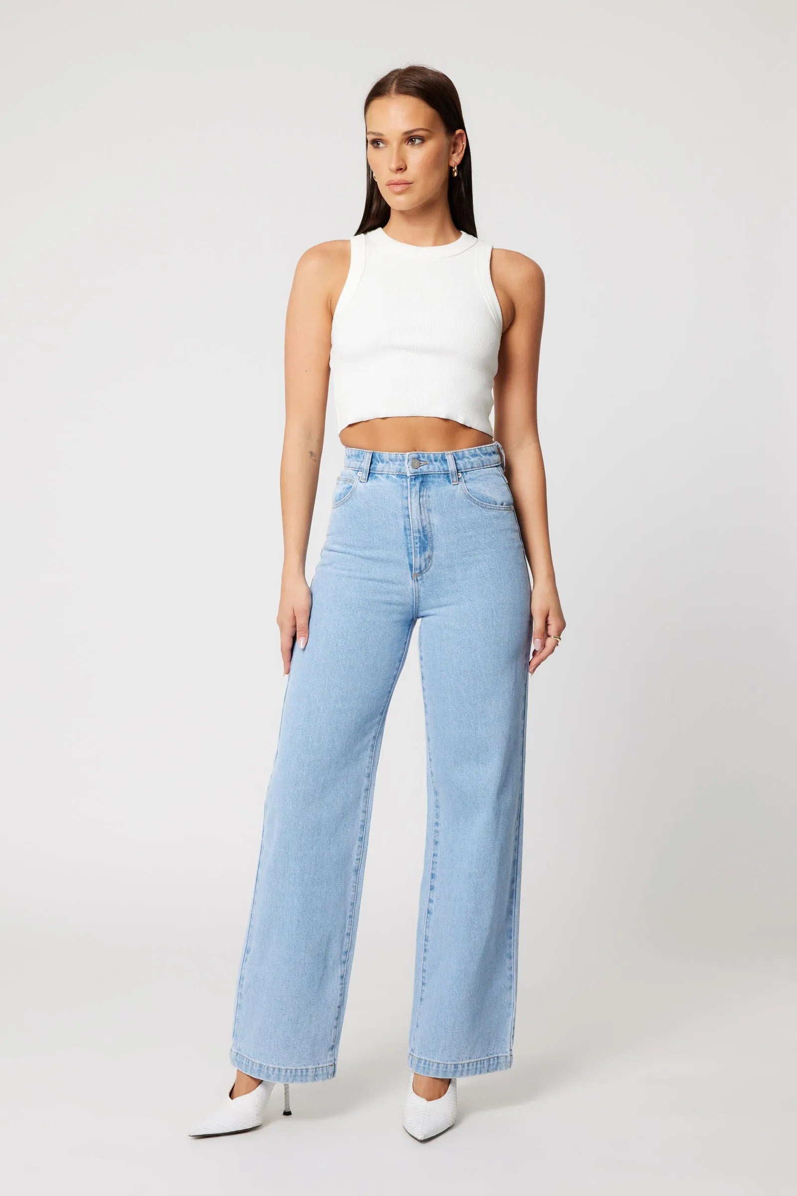 Abrand 94 Wide Kendall Jeans – Light Vintage Blue