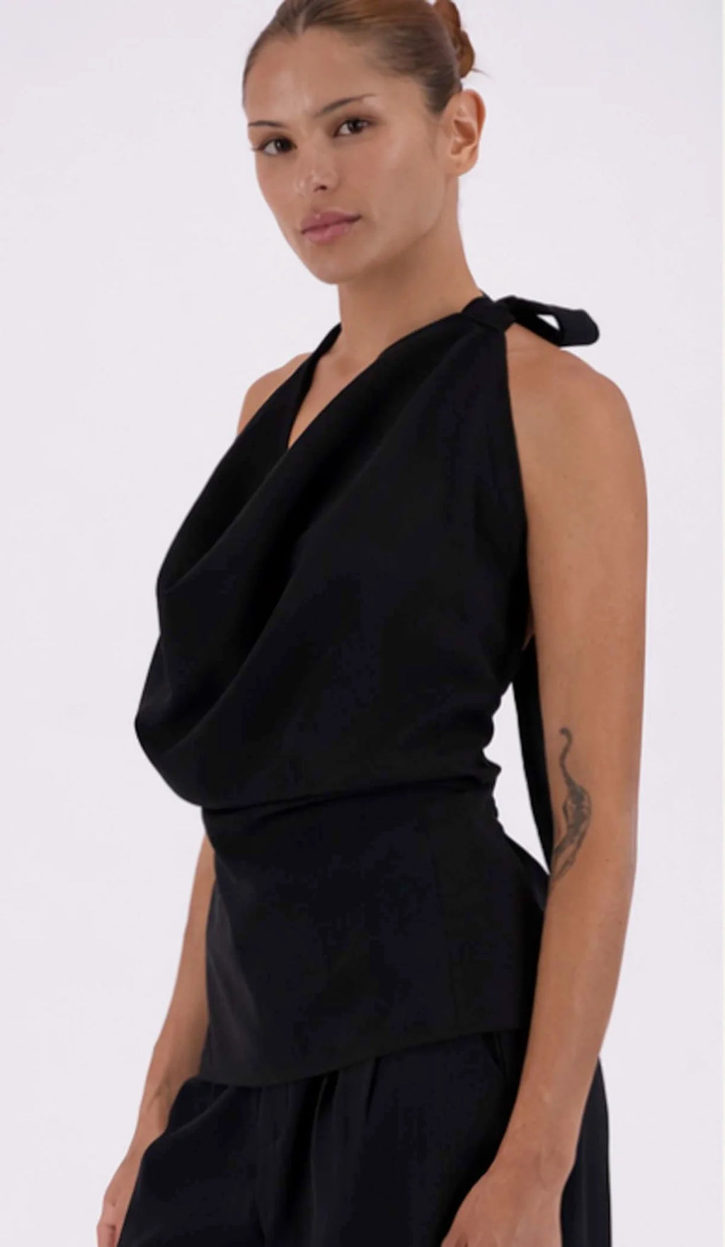 Jasmine Alexa - Melissa Tie Top / Black