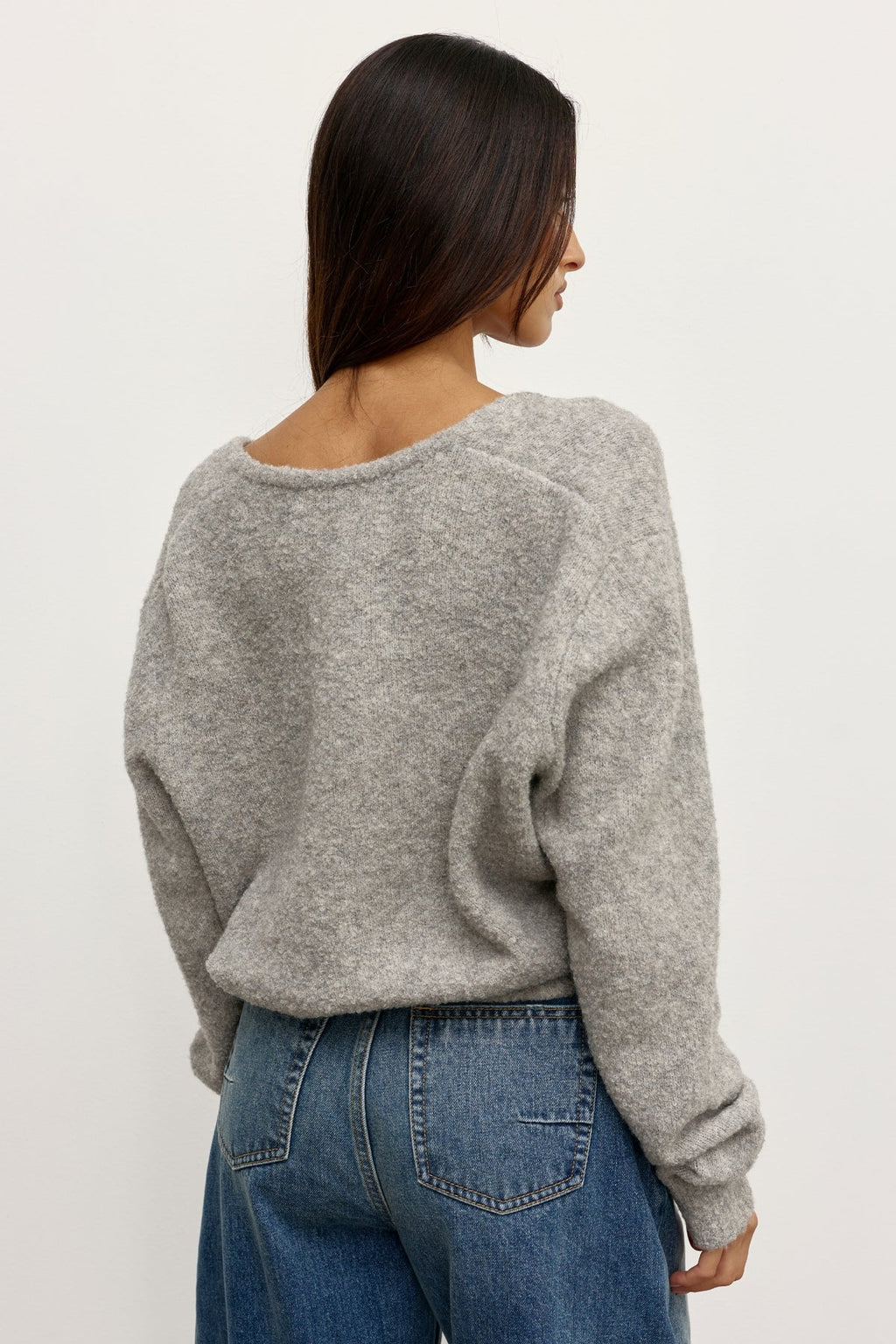 Bayse - Sonia V Neck / Light Grey