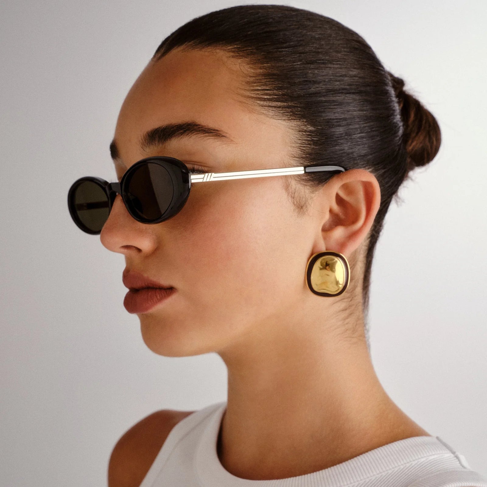 Le Specs Magnifique Sunglasses – Black
