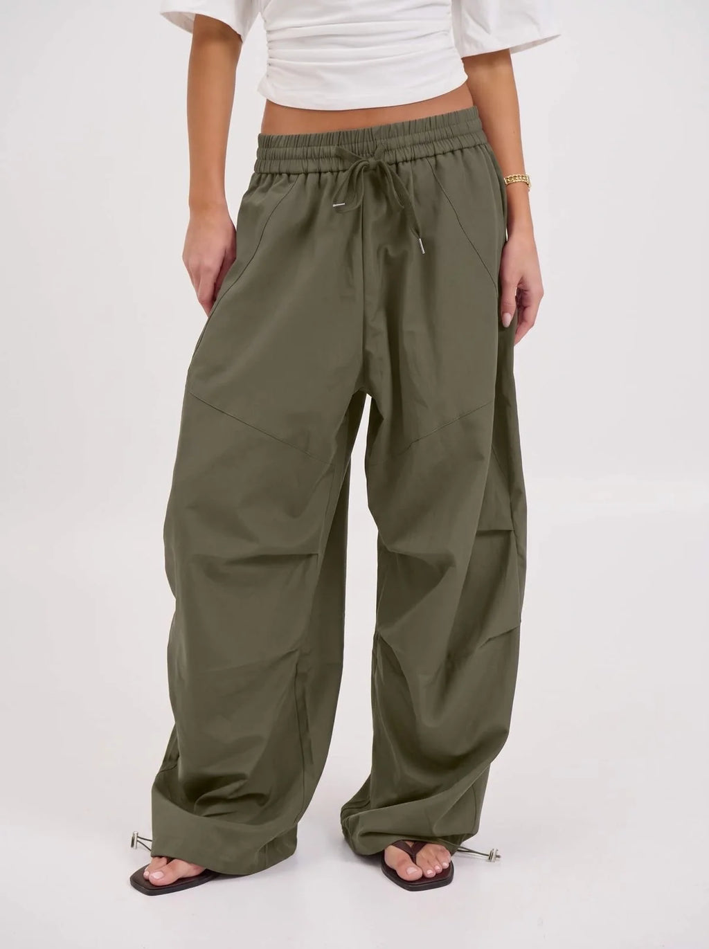 Smaibulun - Mila Cargo Pants / Khaki
